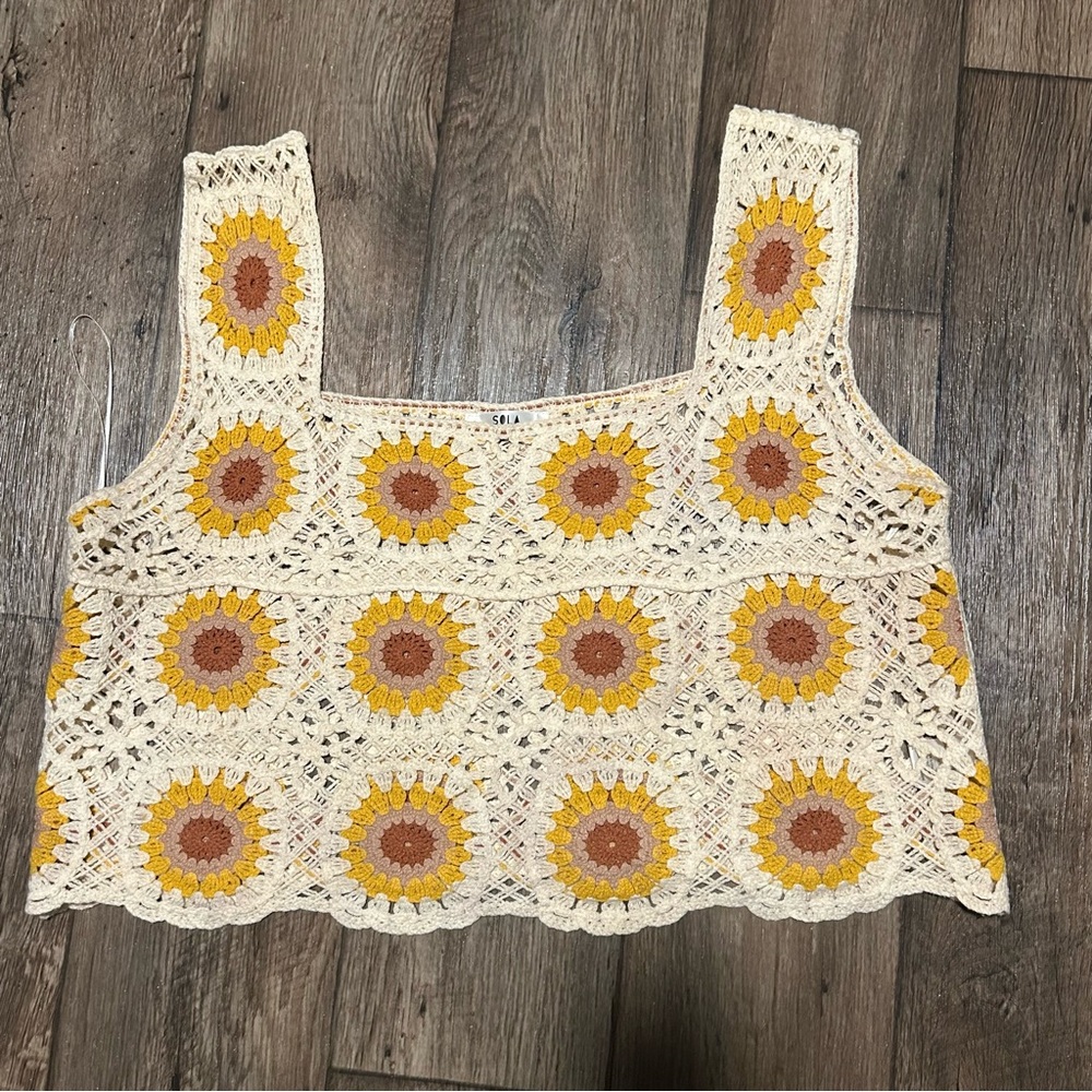 Sola Granny Square Neck Sunflower Cropped crochet Tank Top Boho Festival ML Rave